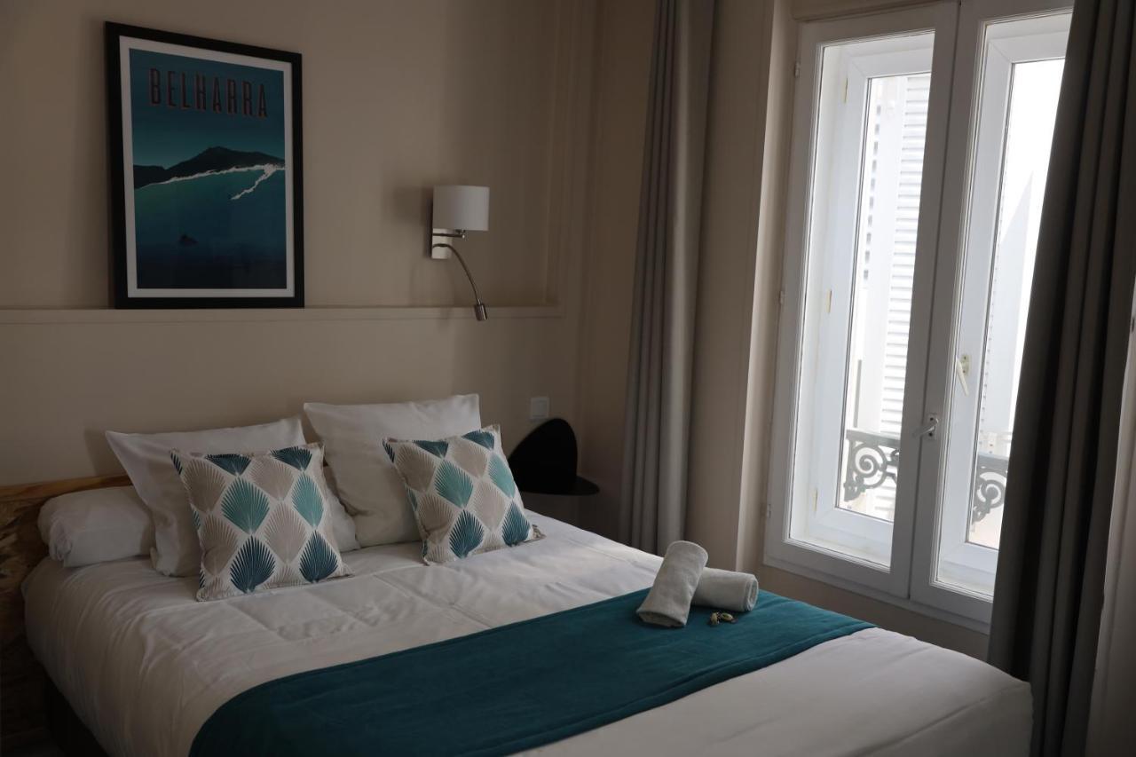 Un Hotel Sur Le Port لا روشيل المظهر الخارجي الصورة