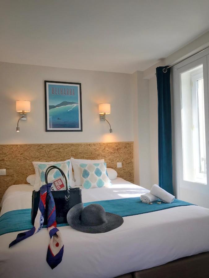 Un Hotel Sur Le Port لا روشيل المظهر الخارجي الصورة
